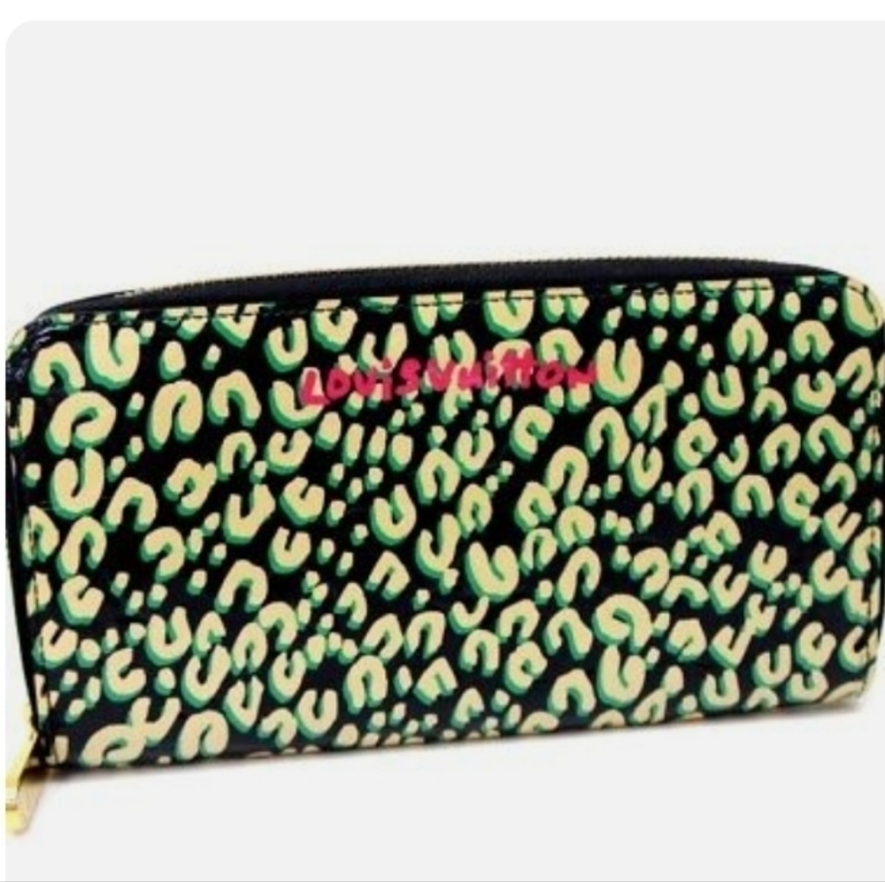 Louis vuitton Stephen sprouce limited edition wallet.